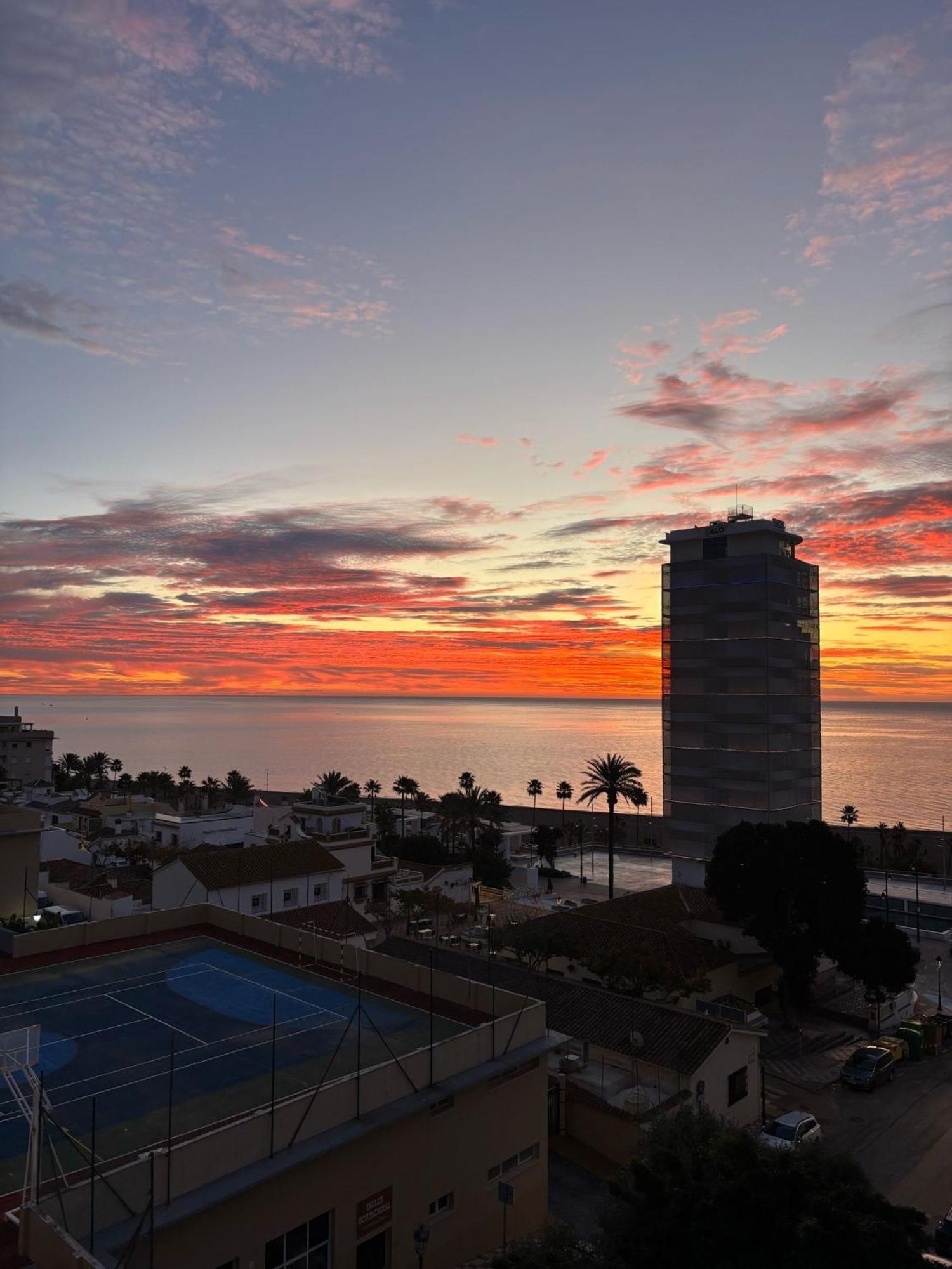 Large Three Bedroom Apartment Panoramic Sea Views Estepona Exterior photo